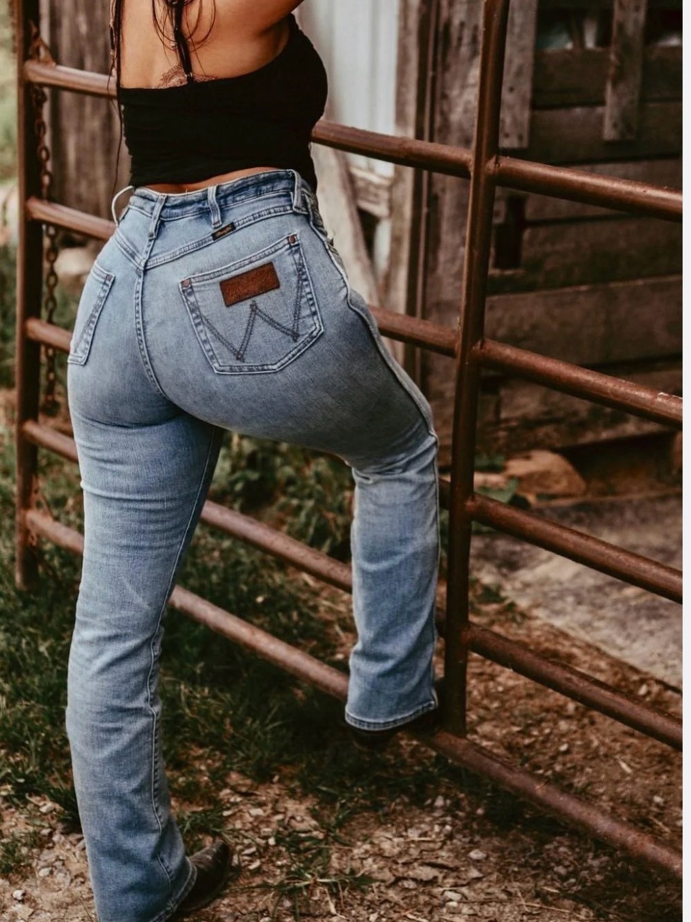 Wrangler Retro High Rise Bootcut Jeans Size 6 Medium Wash Western Cowgirl